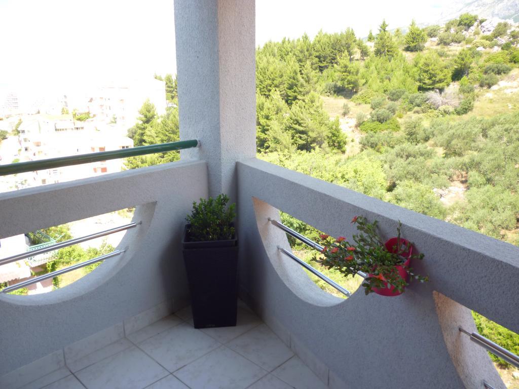 Apartment Duje Makarska Bagian luar foto