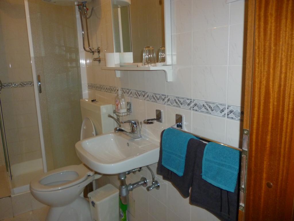 Apartment Duje Makarska Bagian luar foto