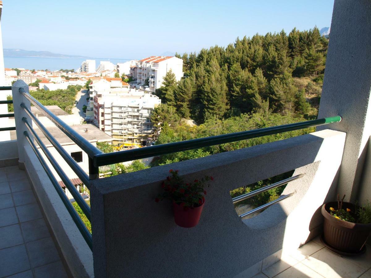 Apartment Duje Makarska Bagian luar foto