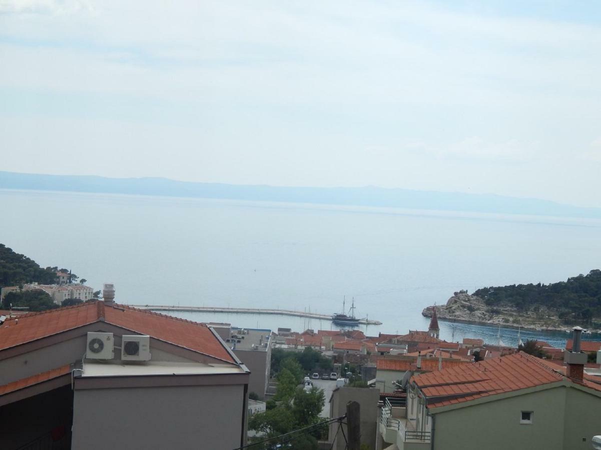 Apartment Duje Makarska Bagian luar foto